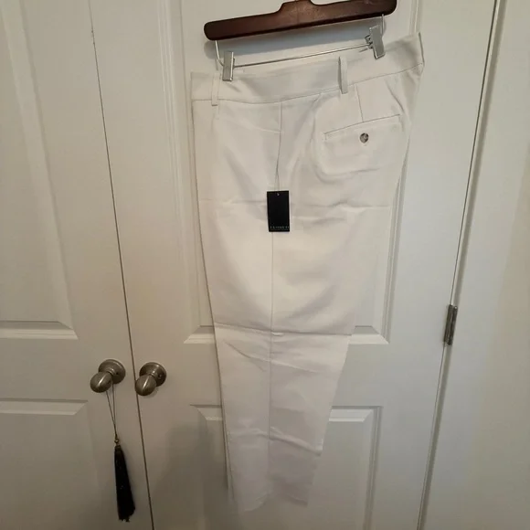 Eloquii Kady White Flat Front Pant NWT - Picture 4 of 5